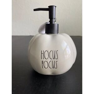 Rae Dunn Halloween HOCUS POCUS White‎ Pumpkin Soap Lotion Dispenser 2022 NEW